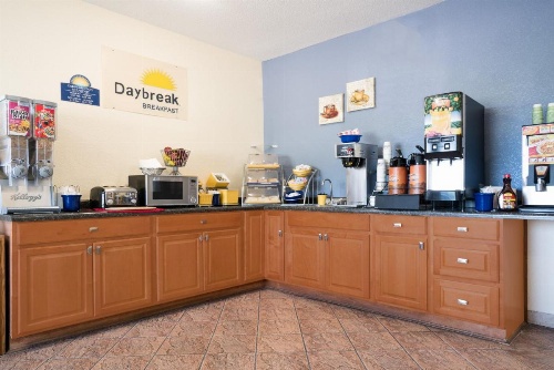 Days Inn by Wyndham Mankato image 32